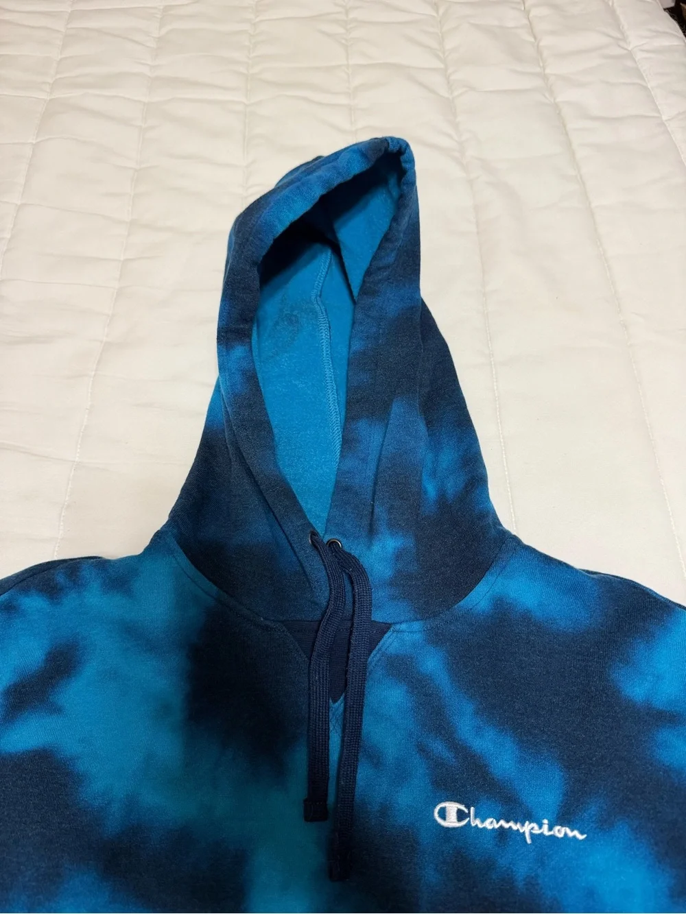 💥 KIDS Champion Blue Tie-Dye Hooded Sweatshirt - Picture 7 of 9